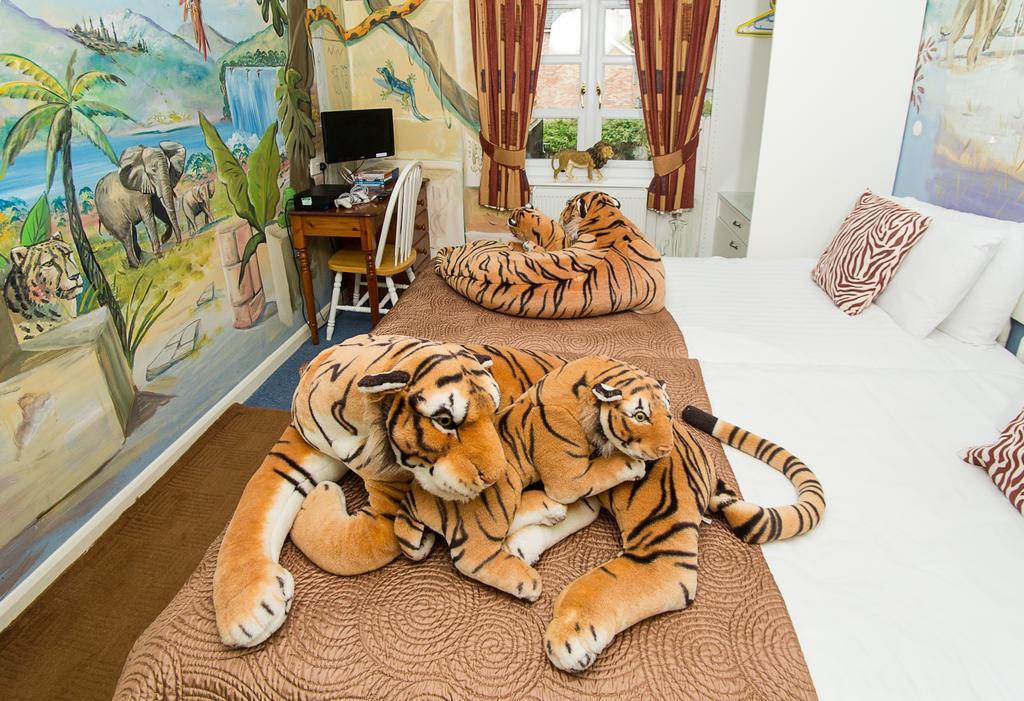 Heywood Hall Denstone Zimmer foto